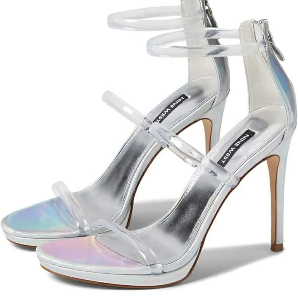 Nine West Silver Leah Sandal Size 11. NWT.